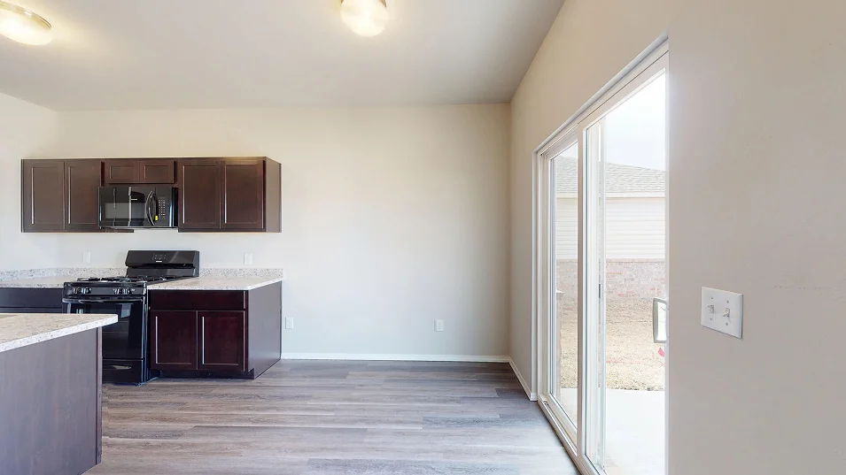 Taylor Core C030 Camden Dining F1