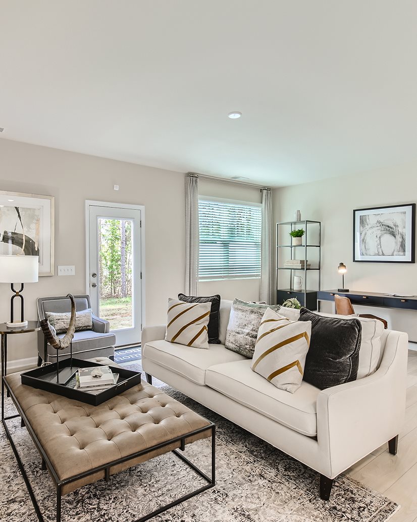 IMAGE: Glen Townhome Family Room