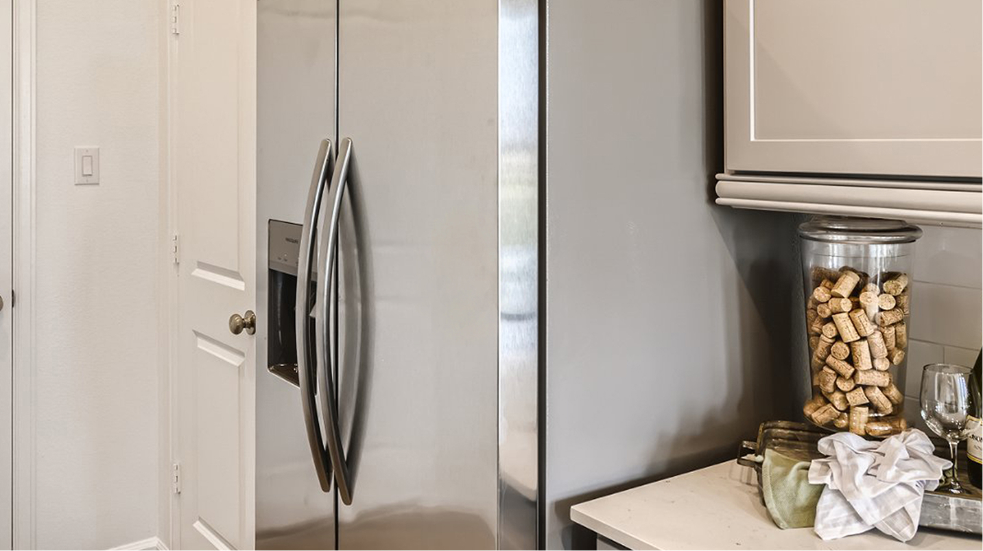 Urban Villas Bridgeland Patton II EI Stainless Steel Fridge Kitchen RT F1 041525