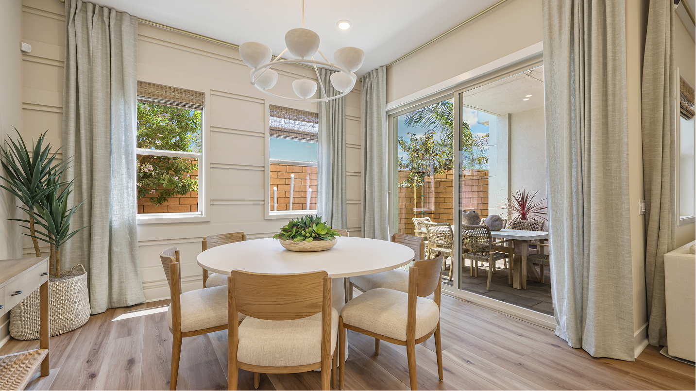 Ridgeview Metro Heights Res2 A Dining 4of4 F1