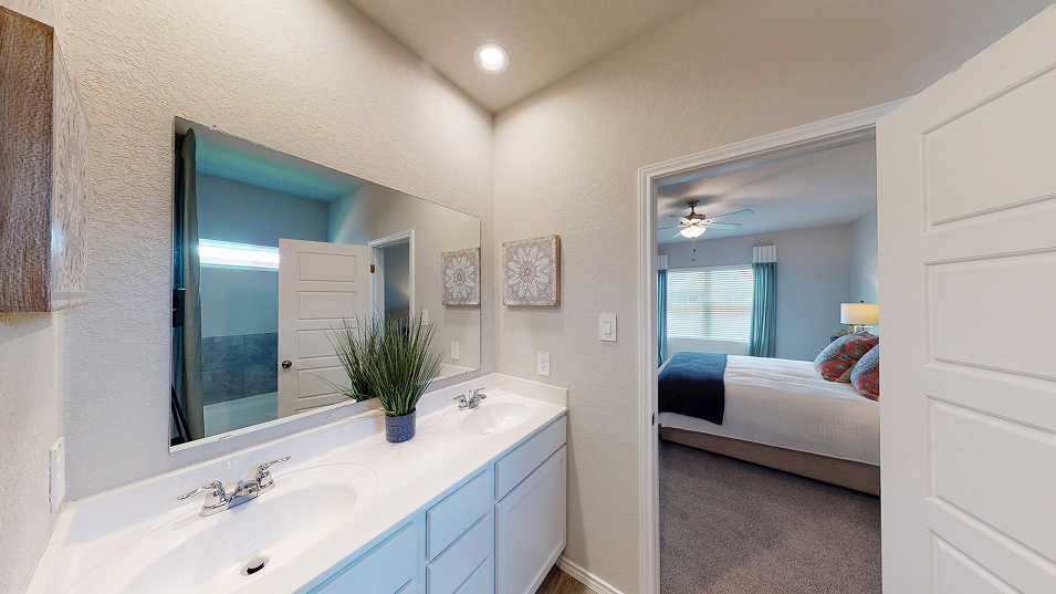 Taylor Core G300 Glenwood Owners Bath 1of2 5 19 25