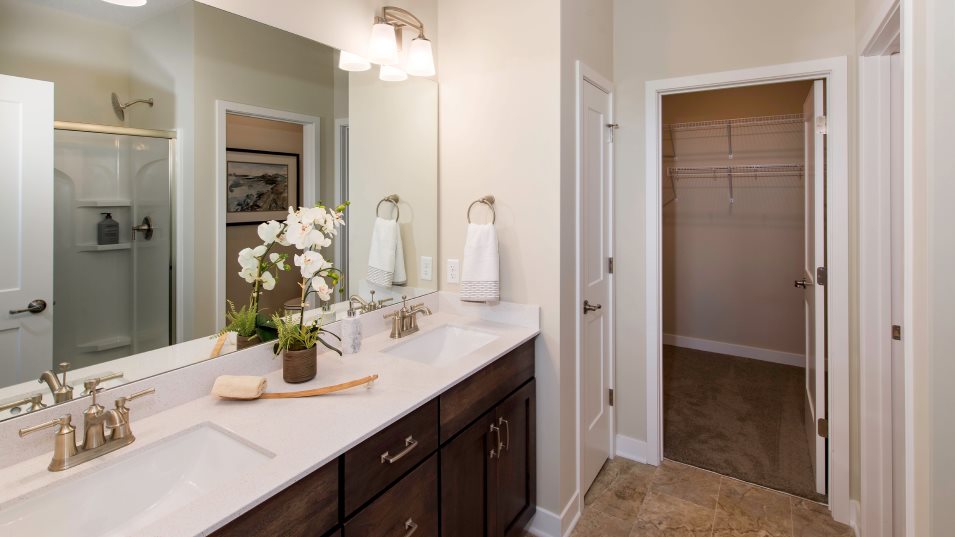 Brighton Owners Bathroom