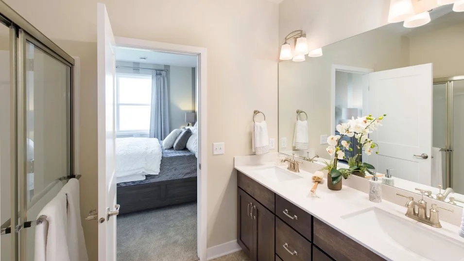 Brighton Owners Bathroom