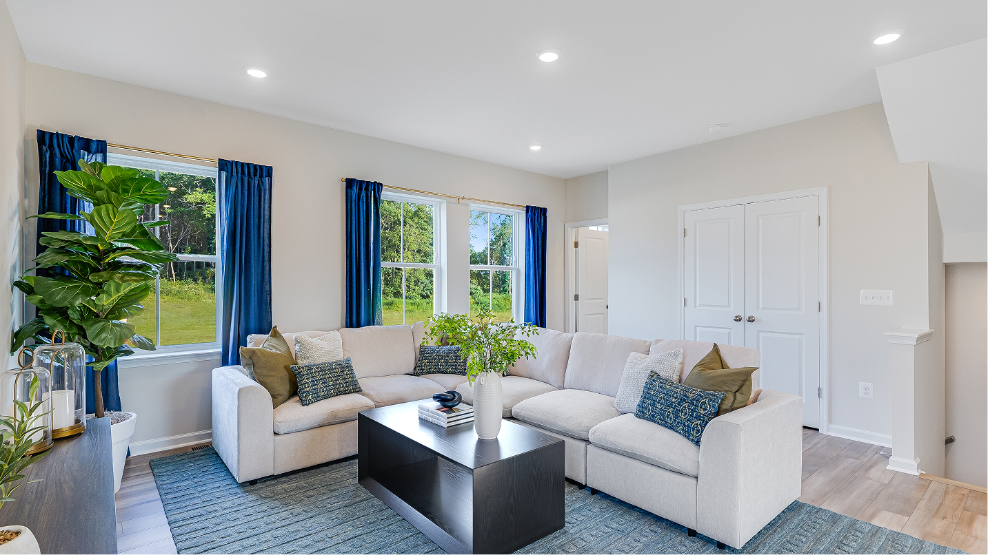 2217 Amelia Great 2of3 F2 082725