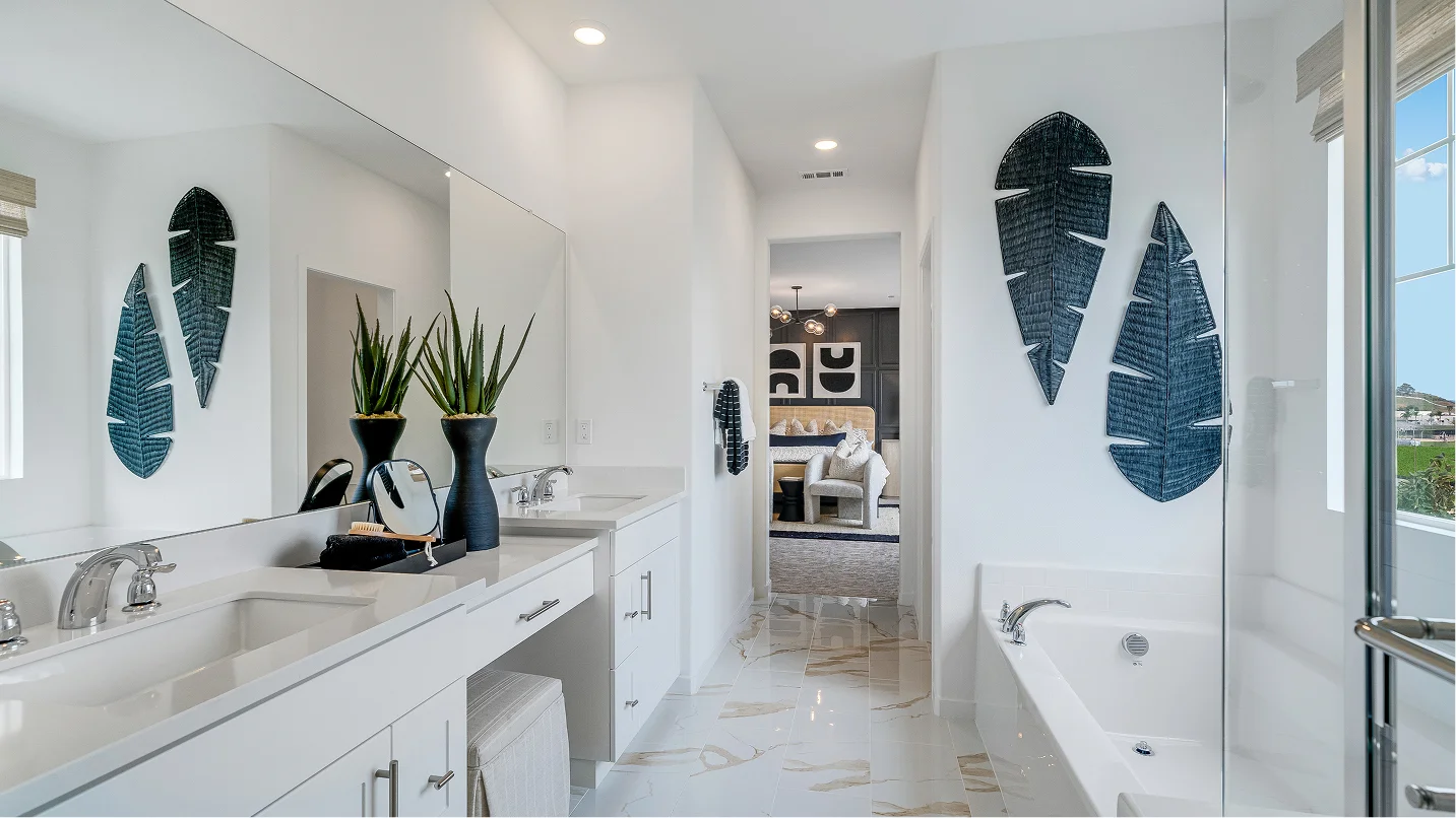 Quartz Trail Res3 Owners Bath 2of2 F2
