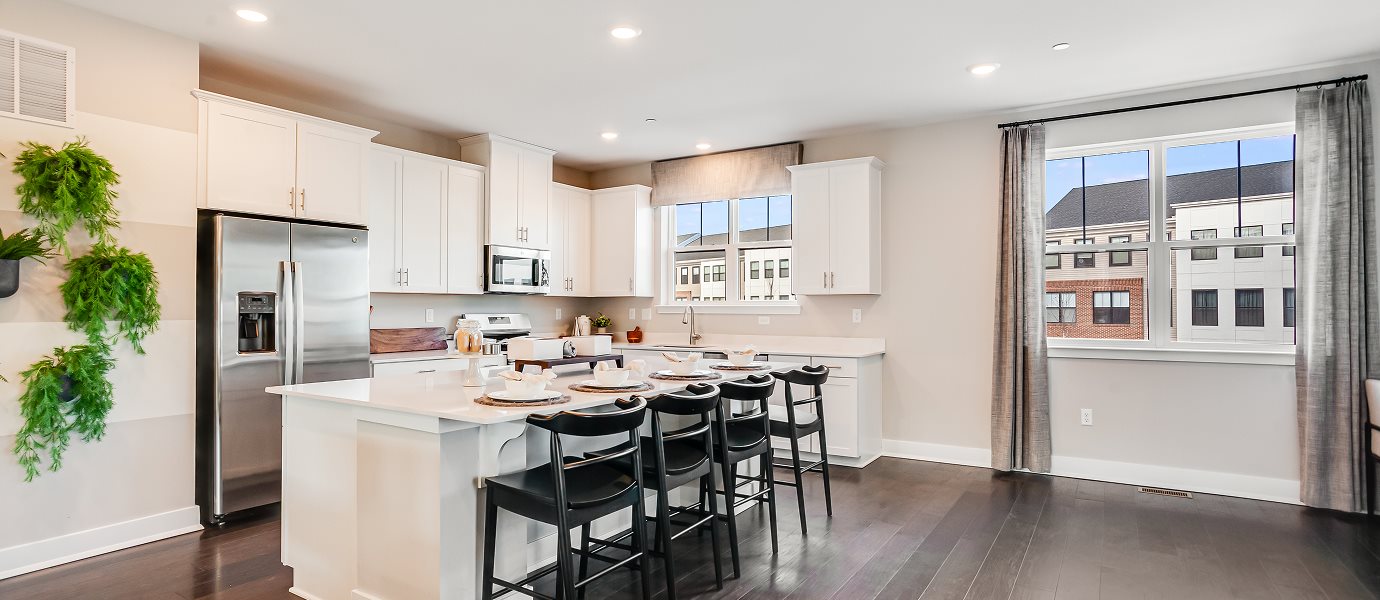 Thompson kitchen