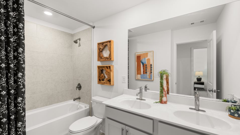 Fairmont Bathroom 2