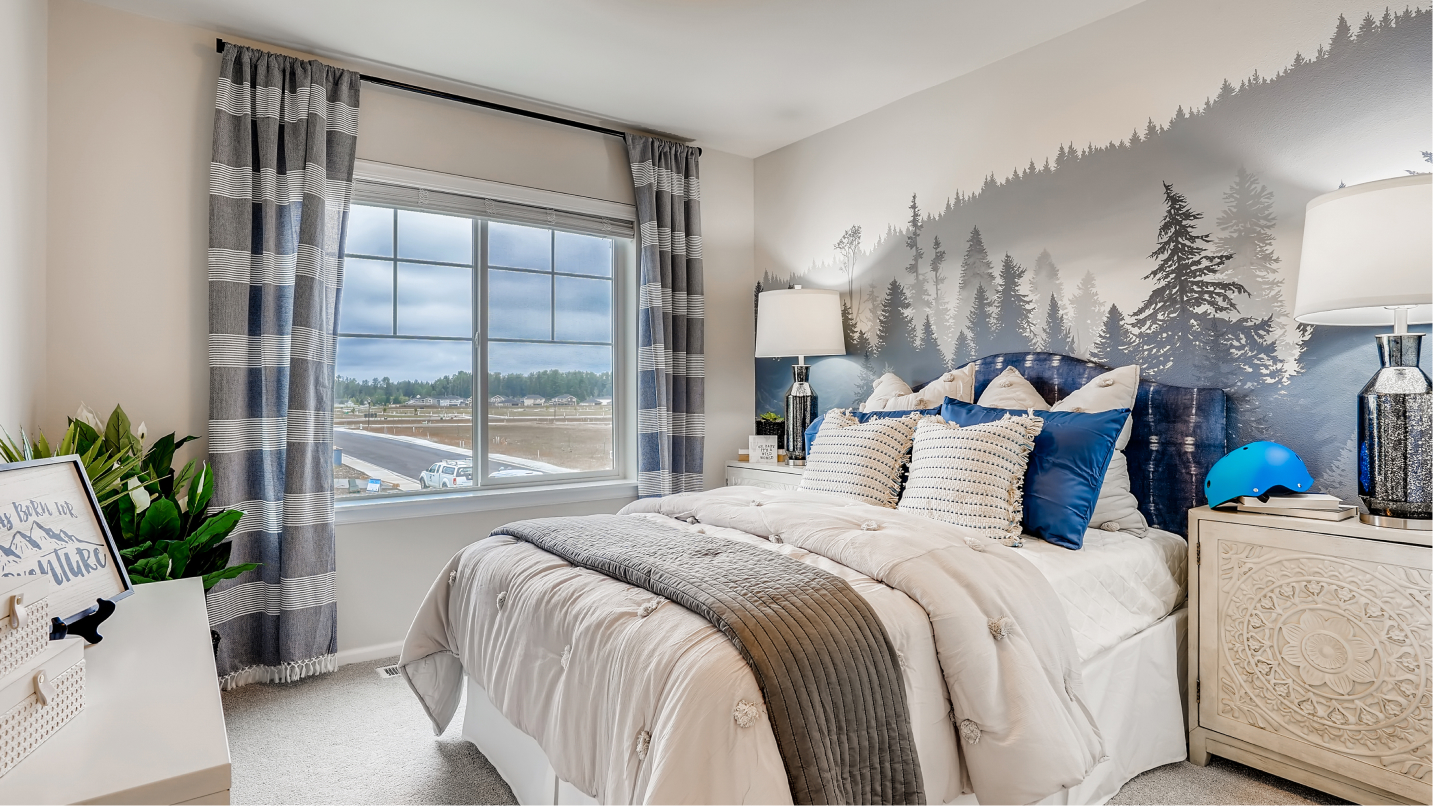 2551 Davenport Bed2 F2