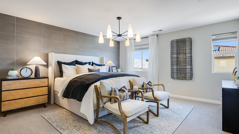 Res 3 owners suite bedroom