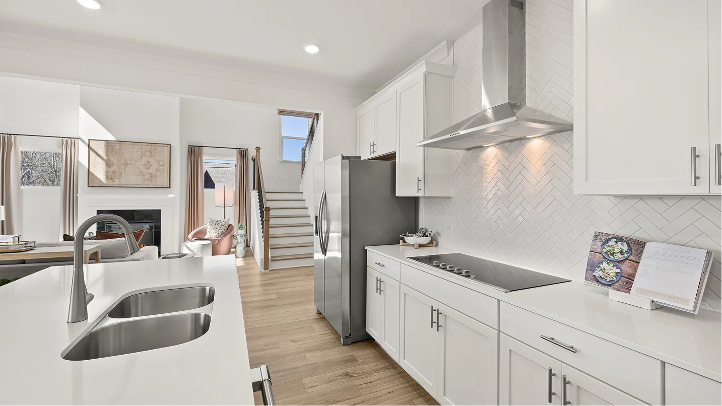 3768 Fairmont Kitchen 4of5 F1 Base3 050925