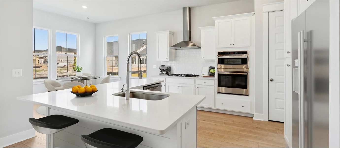 1778 Lawrence Kitchen 1of2 F1 090825
