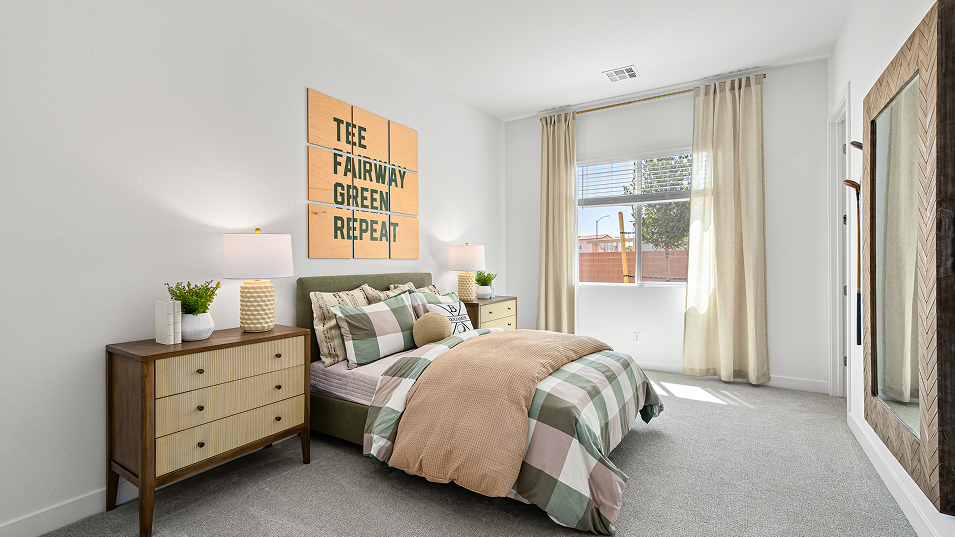 4001 Leighton Bed2 1of2 F1 Base3