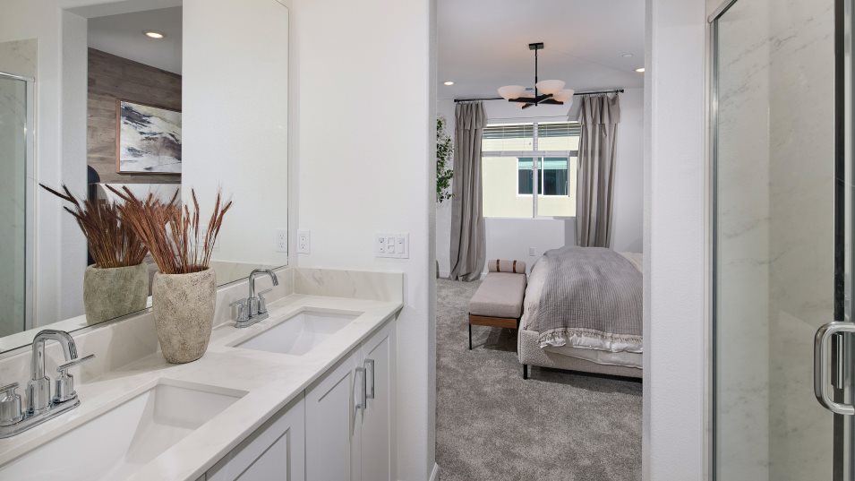 Residence 3 Owner's Suite