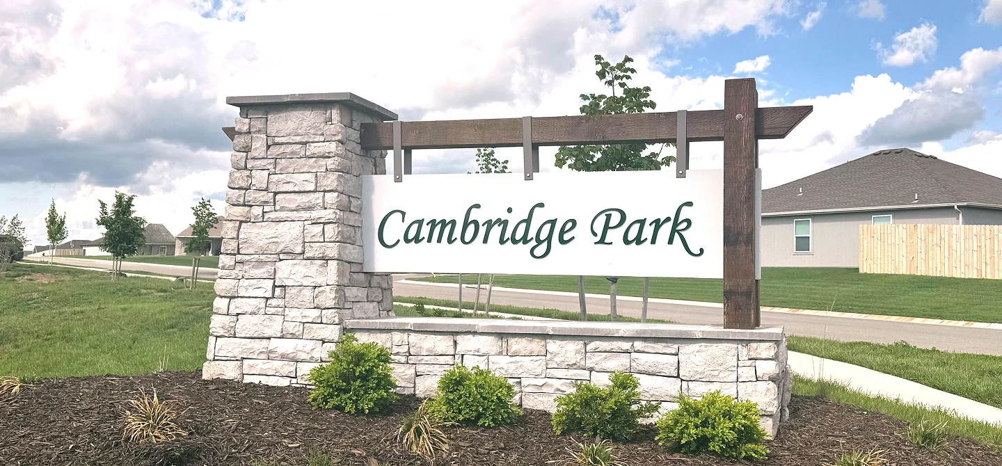 Cambridge Park Amenity Monument