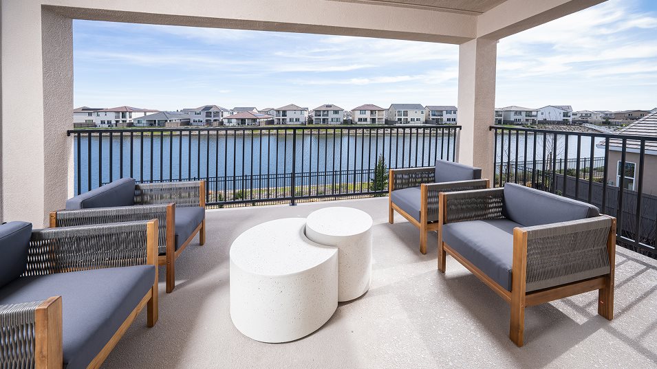 Residence 3568 optional deck
