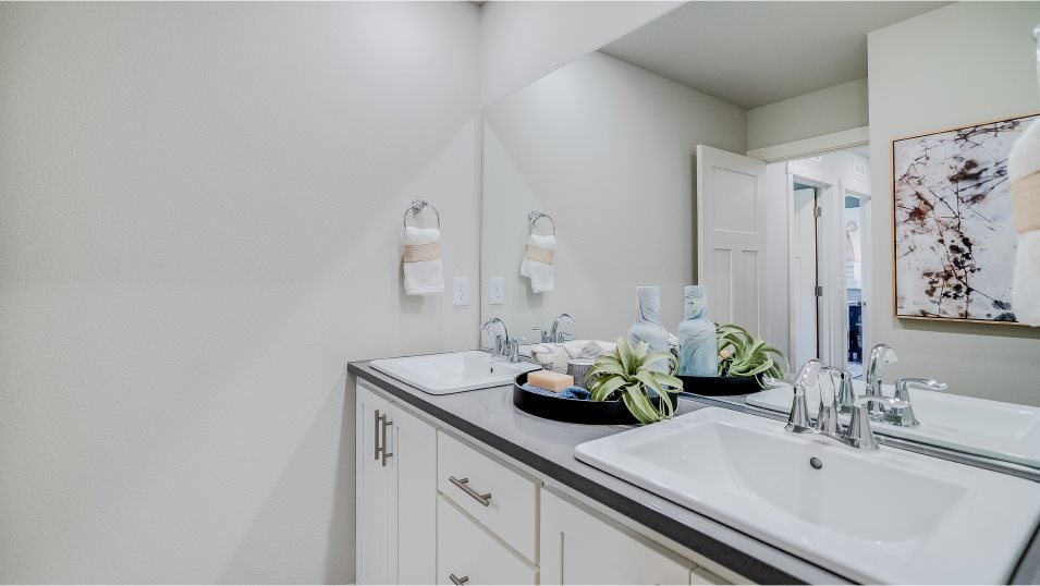 Stella Bathroom 2