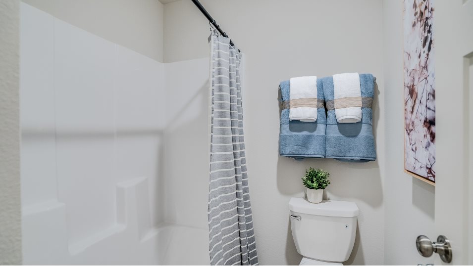 Stella Bathroom 2