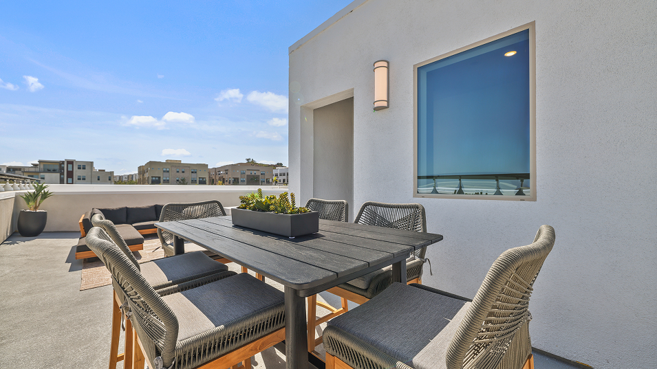Crest Metro Heights Res3 X Rooftop 3of3 F4
