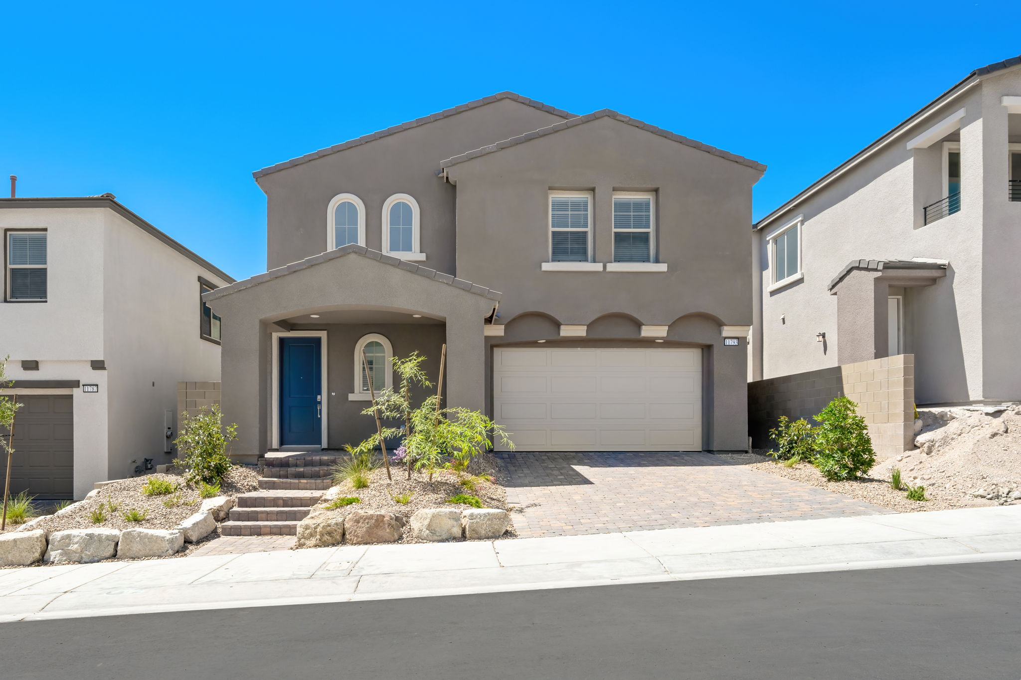 Mockingbird Summerlin Peter Exterior