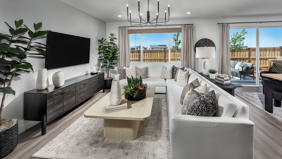 Mezzano Lakeshore Res1 Family F1