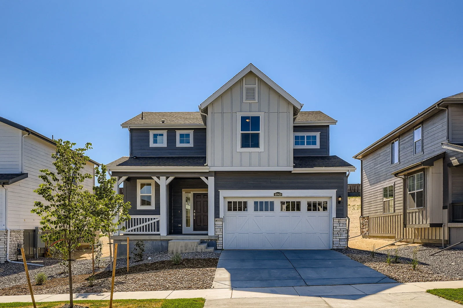 10968 Snowdon St Exterior Front