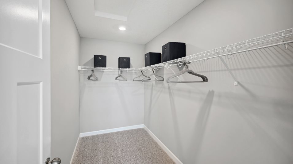 Jefferson Owners Walk in Closet
