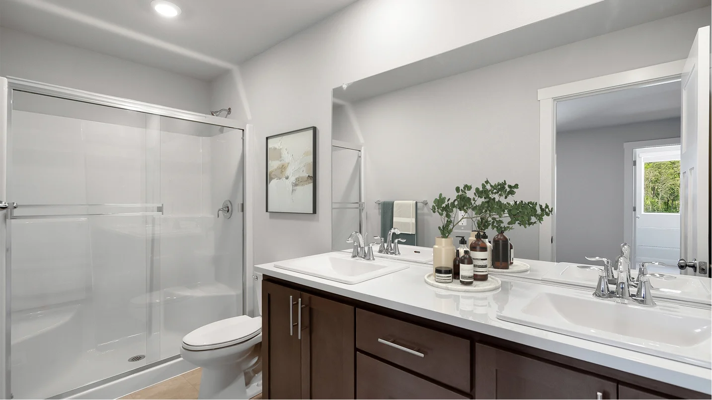 1515 Pioneer Owners Bath F2