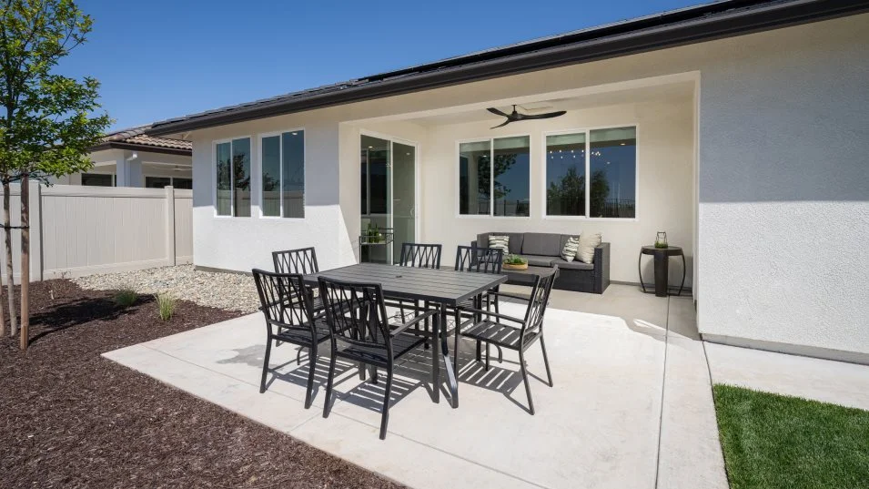 Residence 2567 Covered Deck