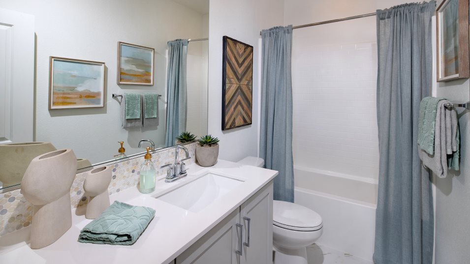 Residence 3 Bathroom 2