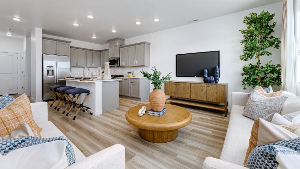 Plan 1660 great room