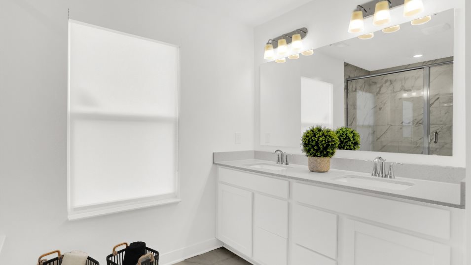 Owners Bathroom 