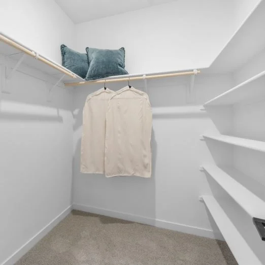 Arroyo owners walk in closet