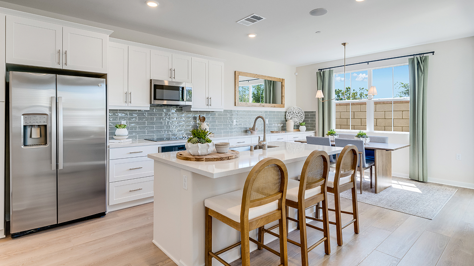 Luxe Nuvo Parkside Res1 Kitchen 1of3 F1
