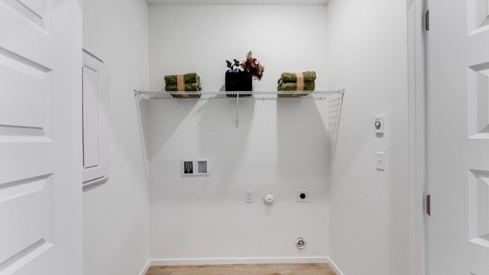 Pearl laundry room interior