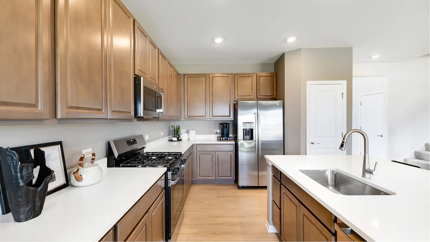 8340 Raleigh Kitchen 3of3 F1 Base4 062025