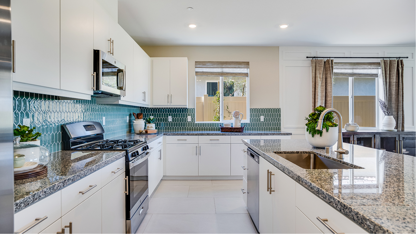 Painted Canyon Silverwood Res3 Kitchen 2of3