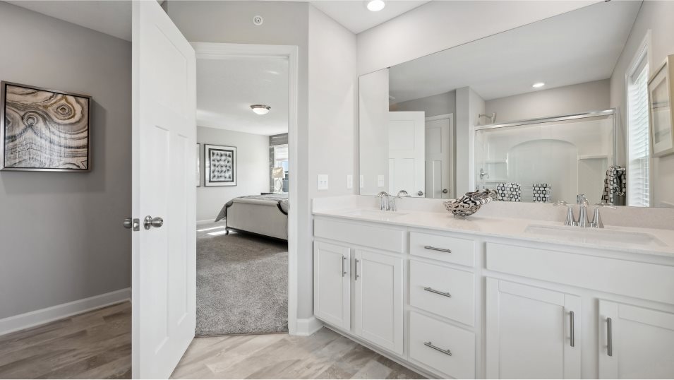 Taylor Owners Bathroom