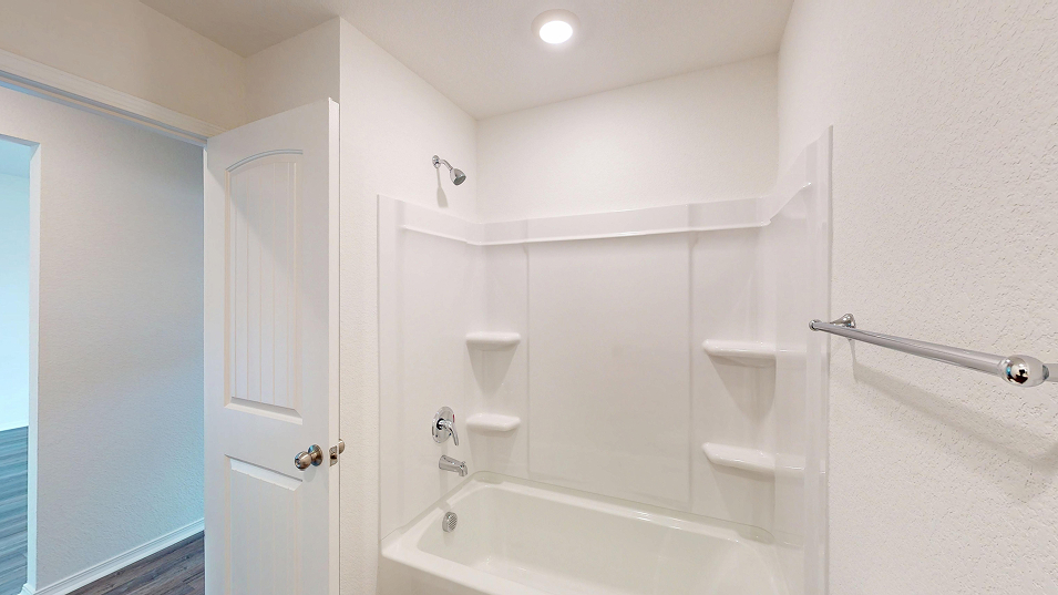 Taylor Core L200 Lewis Bath2 F1