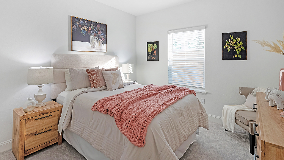 1774 Kate II Bed2 1of2 Base2 042425