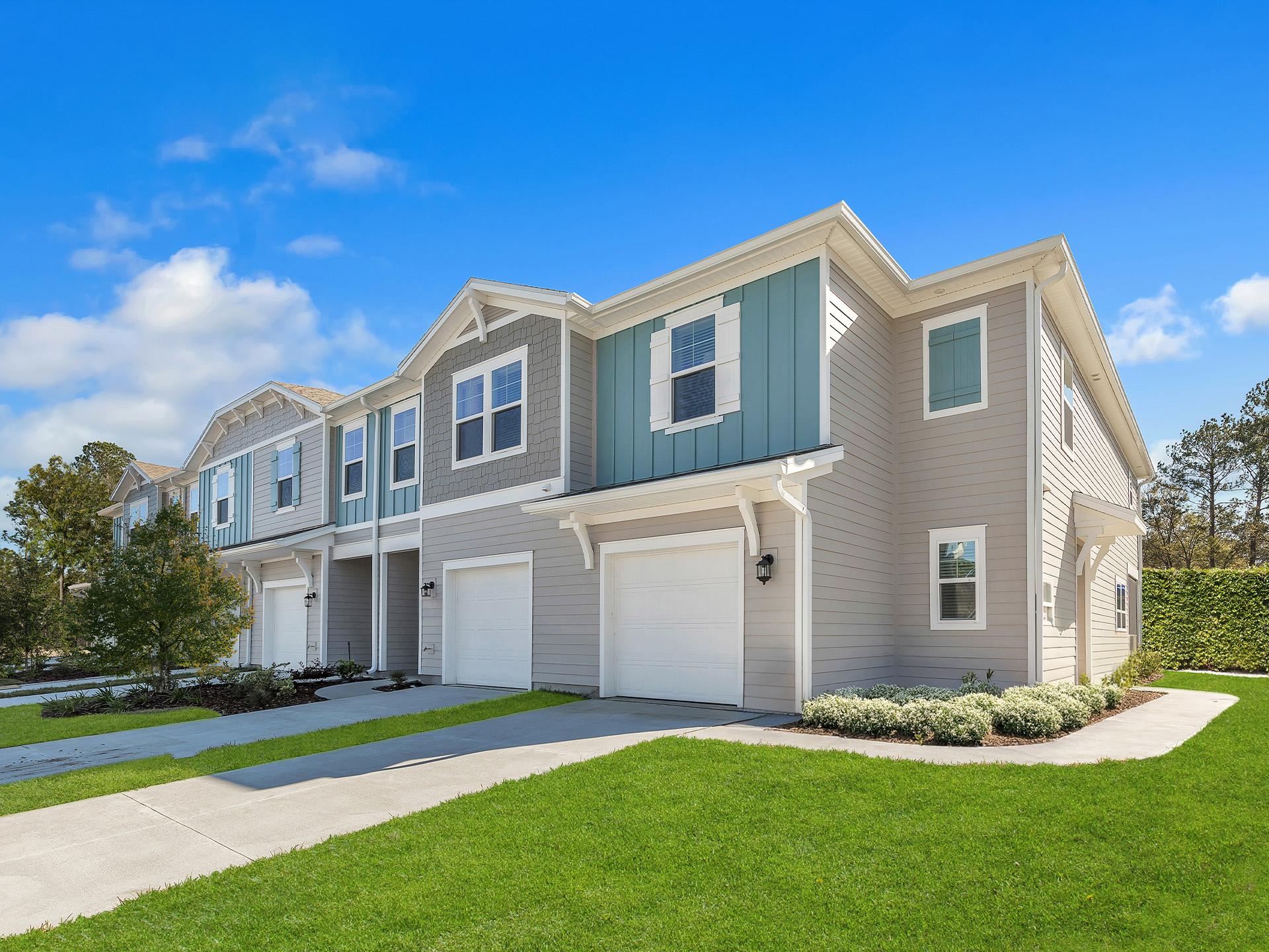 Longbay Townhomes Lincoln Exterior 1of3 (1) 2 (10) 2