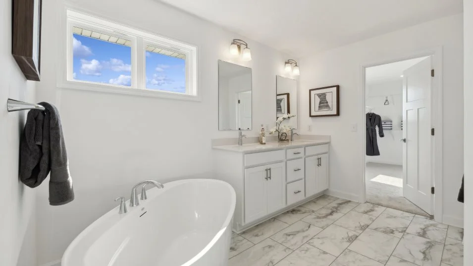 Washburn Owners Bathroom
