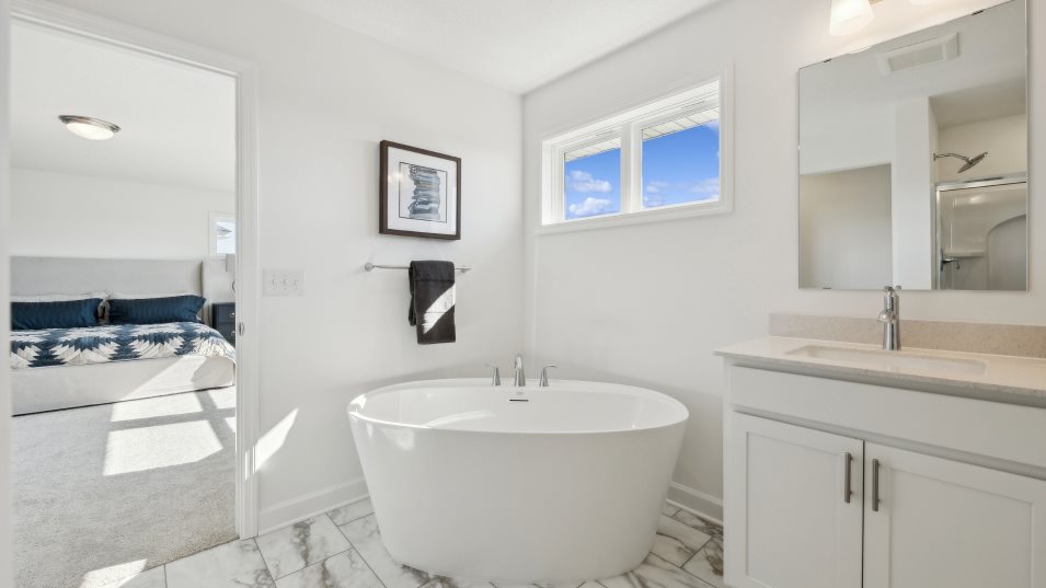 Washburn Owners Bathroom
