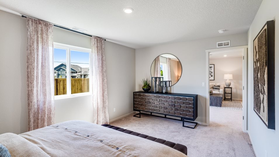 Ontario Owner's Suite Bedroom