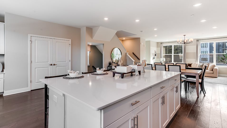 Thompson kitchen
